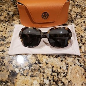 Tory Burch  sunglasses